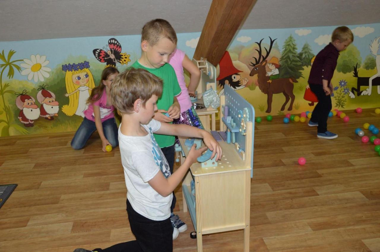 Penzion Lihovar *** Rouchovany Buitenkant foto