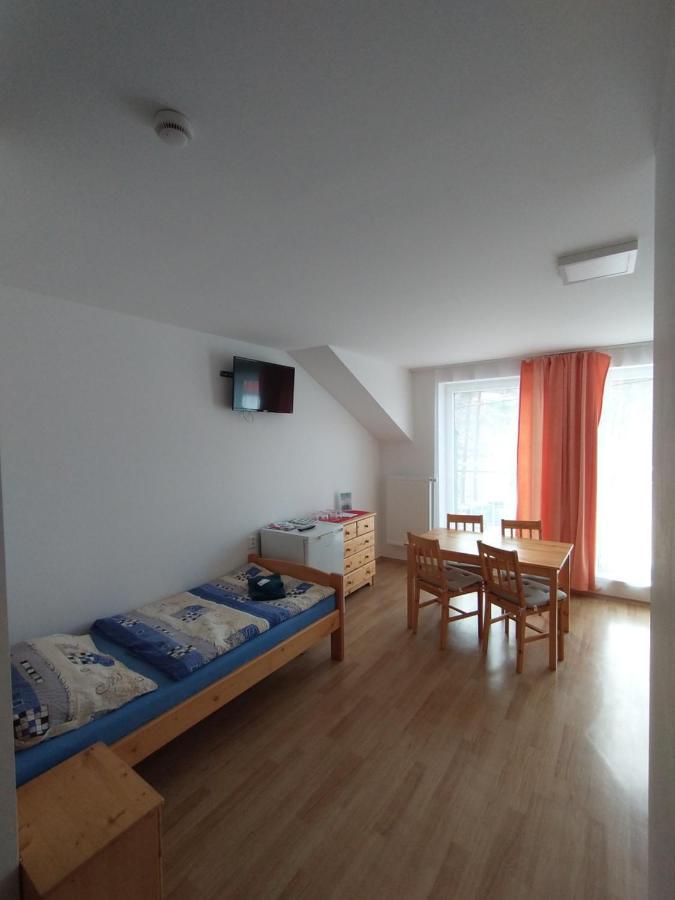Penzion Lihovar *** Rouchovany Kamer foto