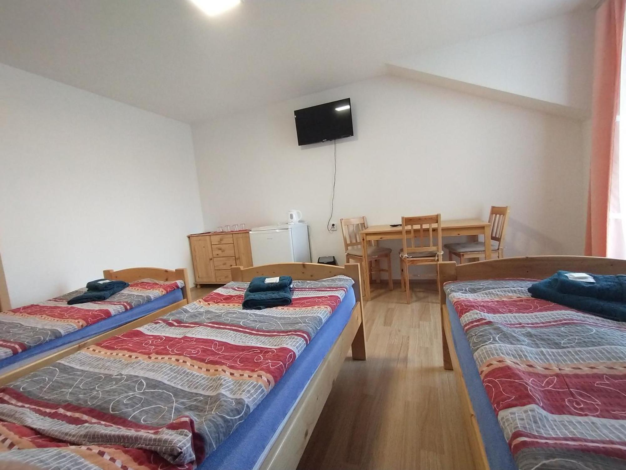 Penzion Lihovar *** Rouchovany Kamer foto