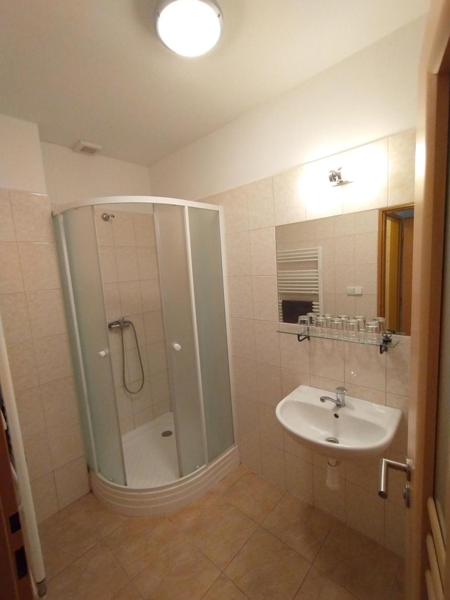 Penzion Lihovar *** Rouchovany Kamer foto